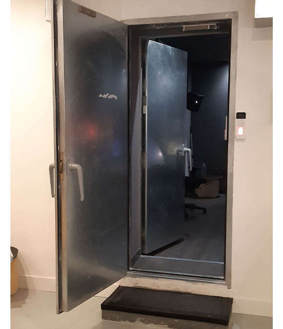 INADOOR 100 – 48 dB INERCO